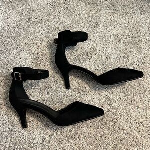 Lulus IDIFU brand black suede strappy heels size 8.5